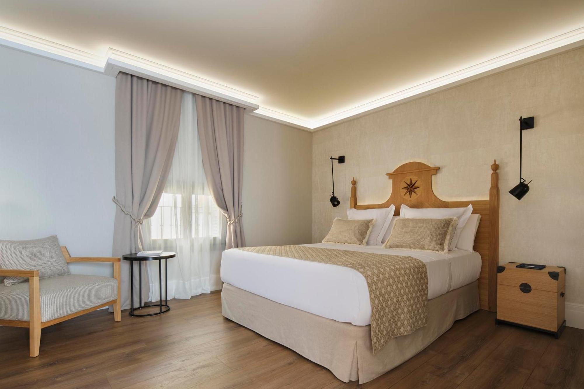Hotel Antigua Palma - Casa Noble Exteriér fotografie A bedroom at the hotel