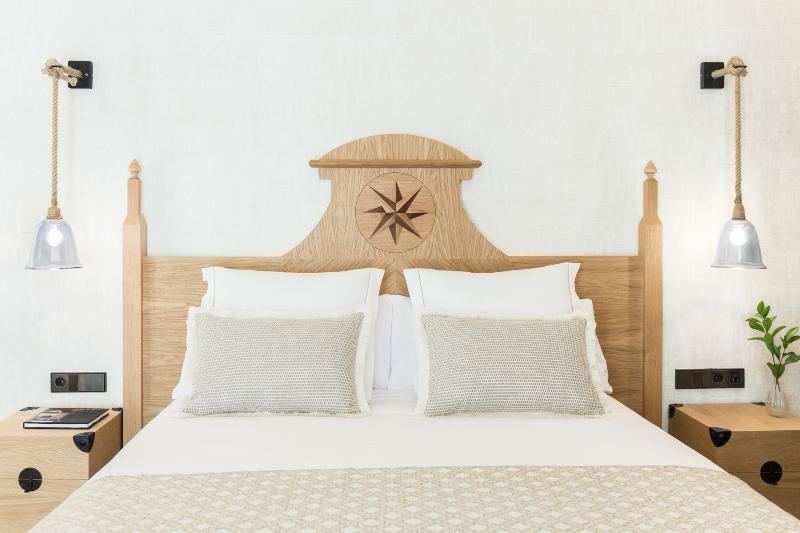 Hotel Antigua Palma - Casa Noble Exteriér fotografie A bed with a star on the headboard