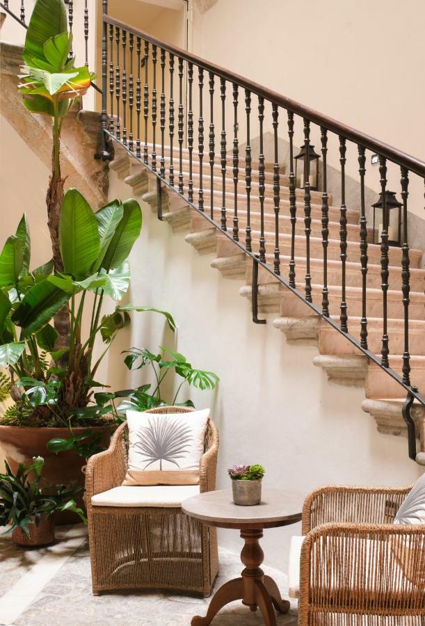 Hotel Antigua Palma - Casa Noble Exteriér fotografie Staircase